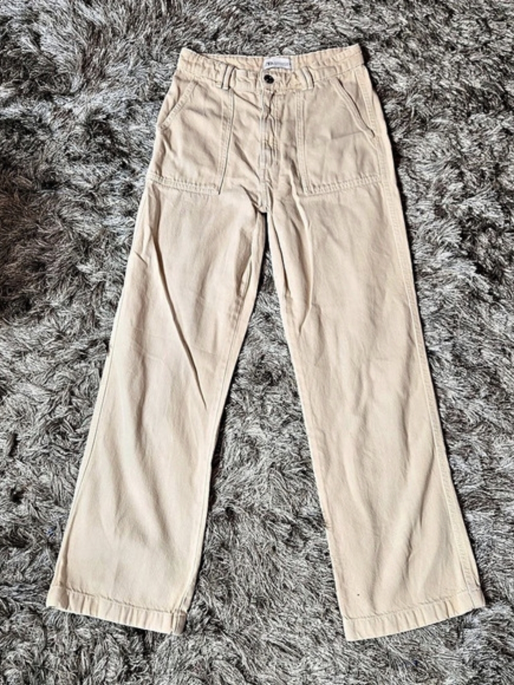 Zara Wide Leg Carpenter Pants in Beige Size Medium Like New